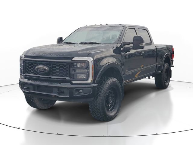 Used 2024 Ford F250 Lariat w/ Tremor Off-Road Package image 2