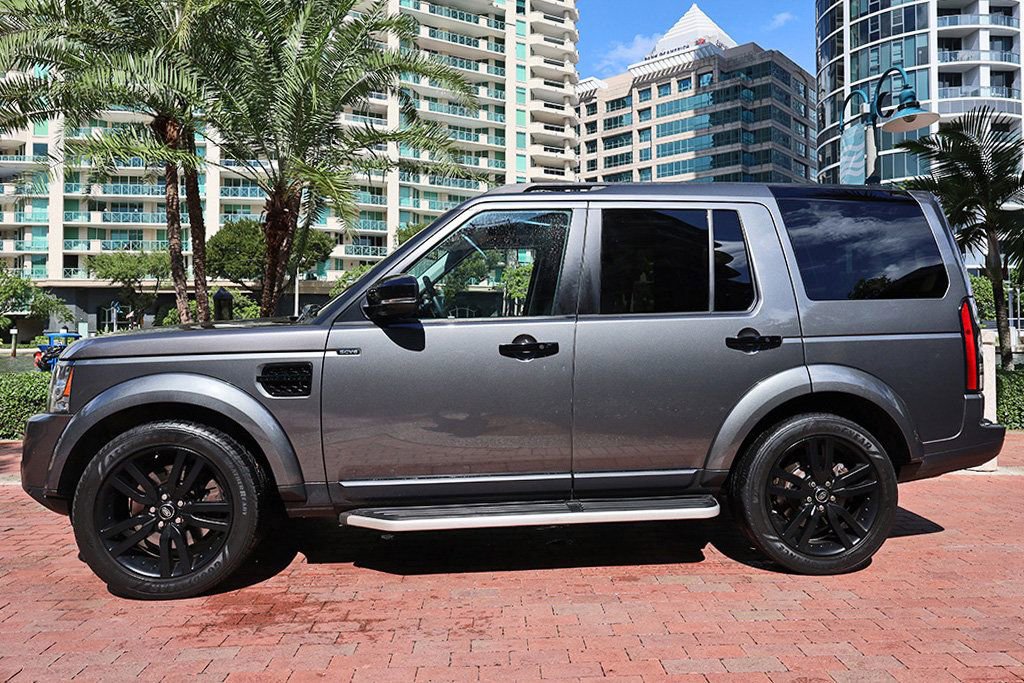 Used 2015 Land Rover LR4 HSE image 2