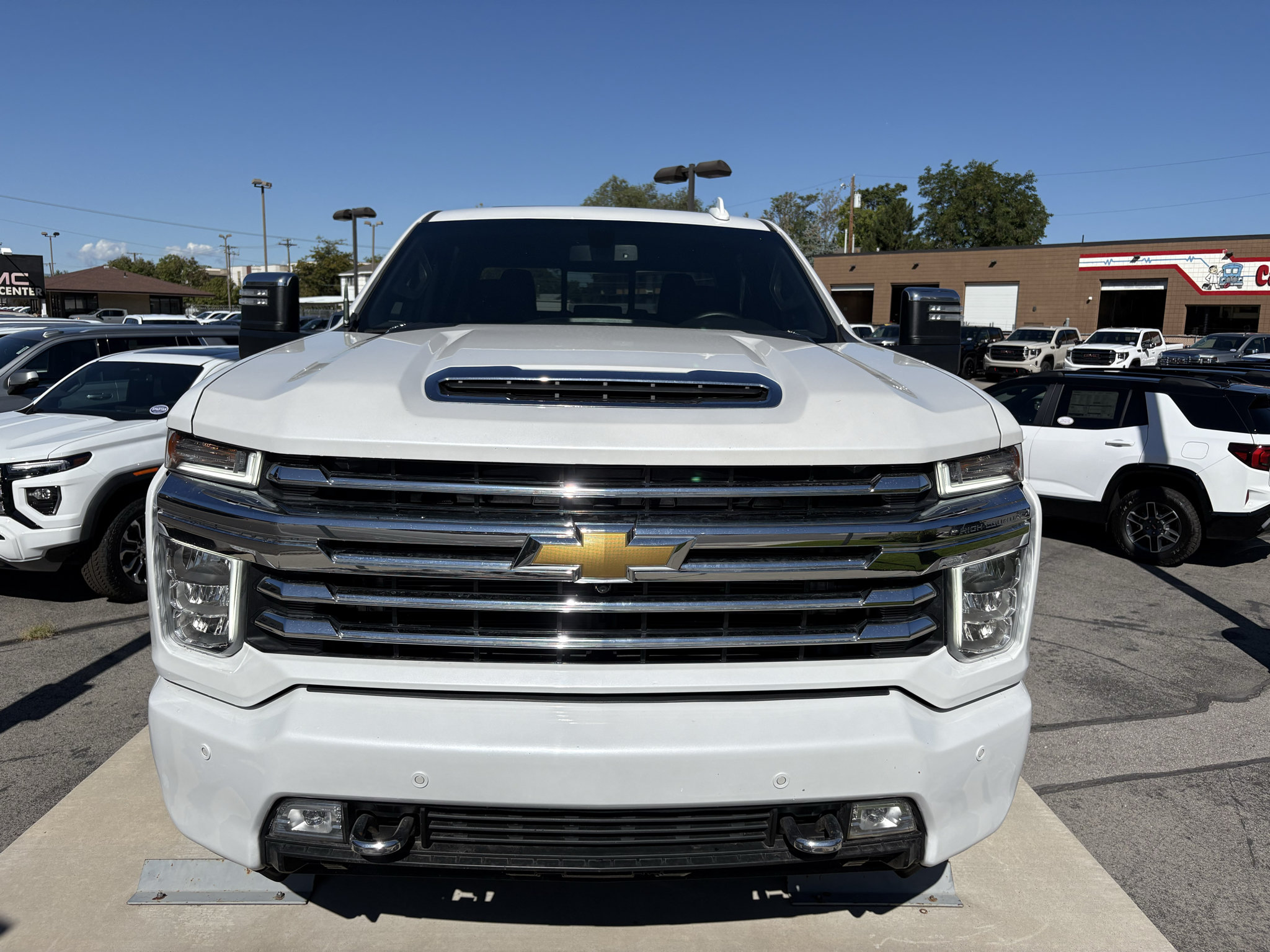 Used 2022 Chevrolet Silverado 3500 High Country AWD/4WD image 13