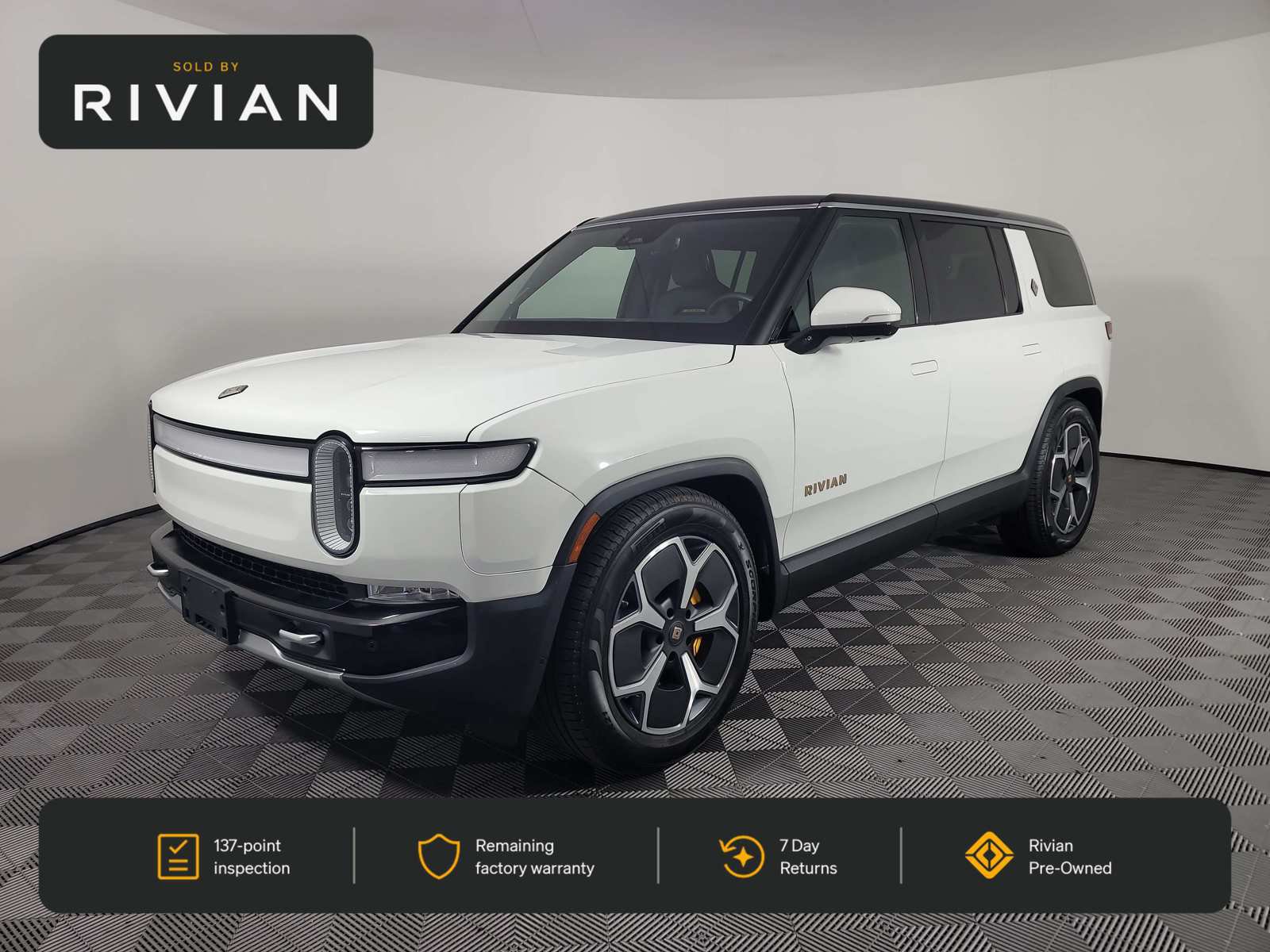 Used 2023 Rivian R1S Adventure Quad AWD/4WD image 1
