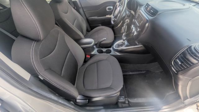 Used 2018 Kia Soul image 18