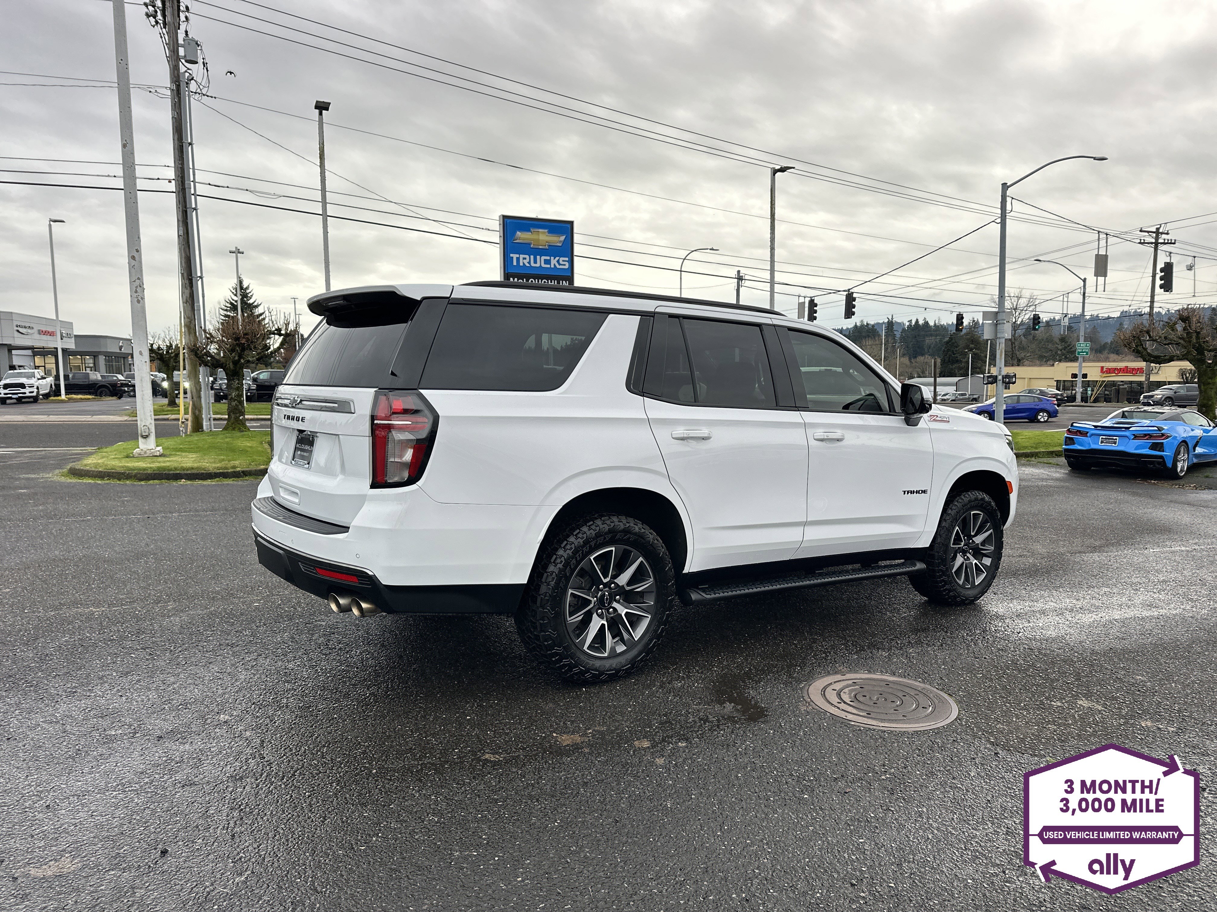 Used 2022 Chevrolet Tahoe Z71 w/ Z71 Off-Road Package image 6