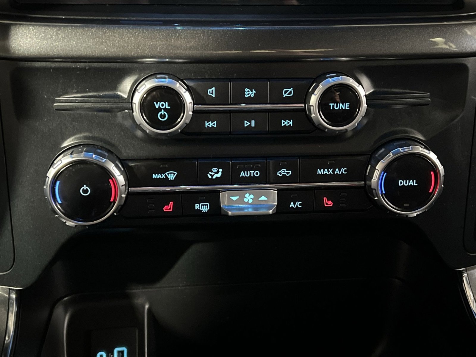 Used 2023 Ford F150 XLT w/ Equipment Group 302A High image 21