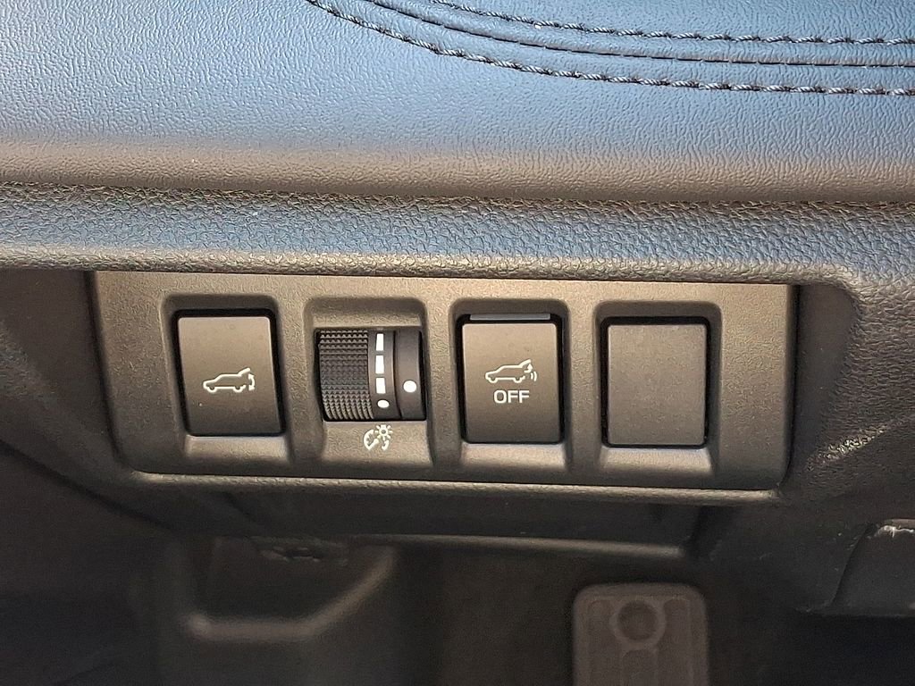 Used 2025 Subaru Outback Wilderness AWD/4WD image 24