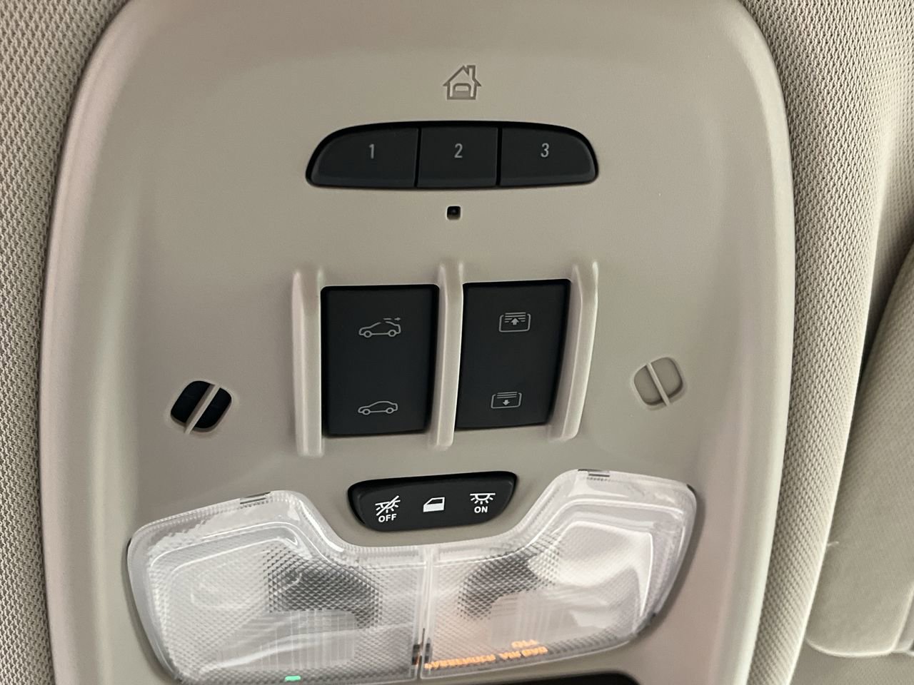 Used 2023 Buick Encore GX Essence w/ Experience Buick Package AWD/4WD image 30
