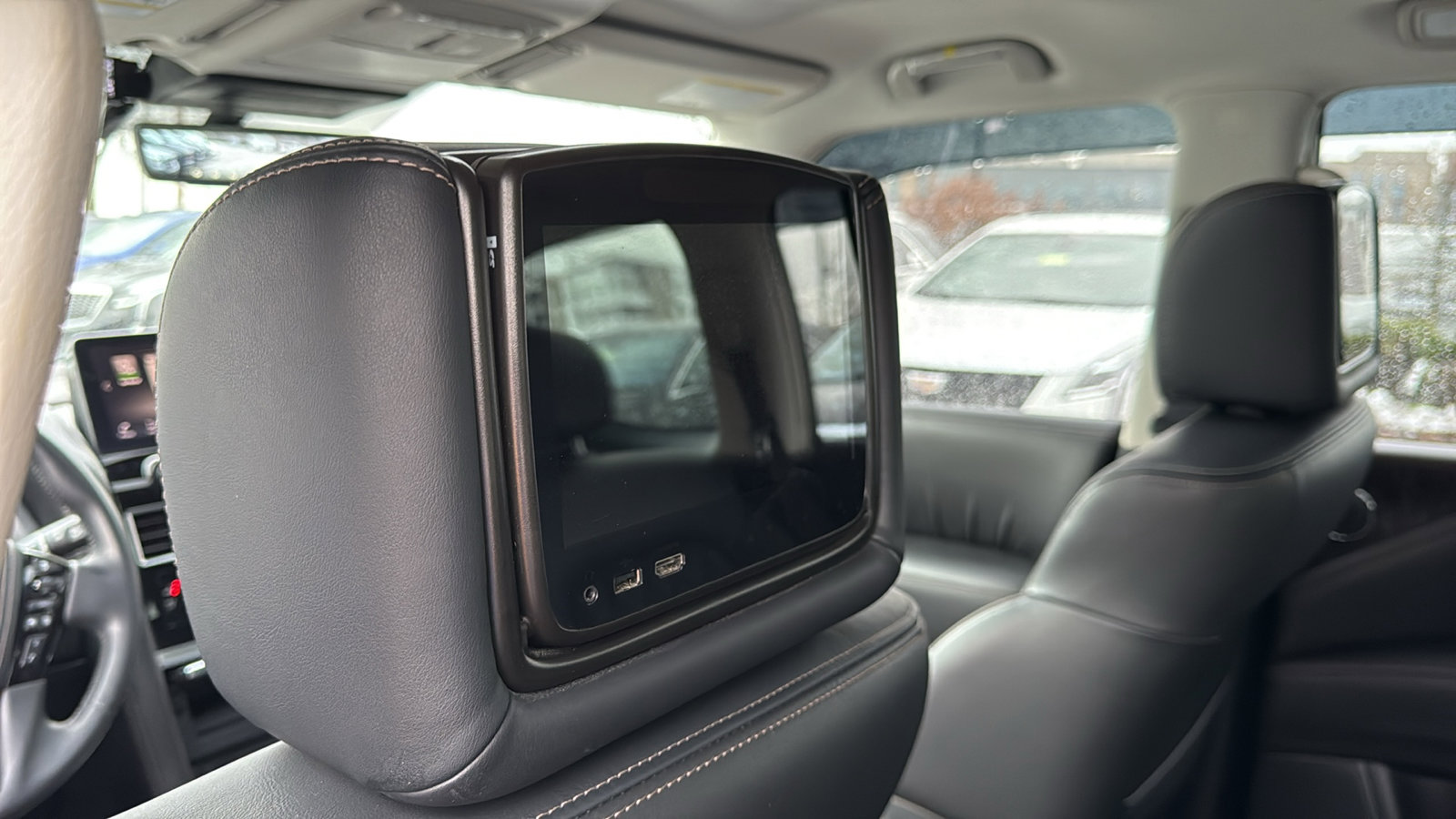 Used 2022 Nissan Armada Platinum image 33