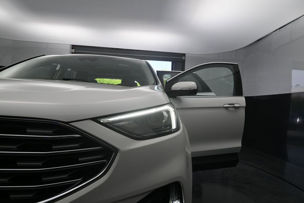 Used 2022 Ford Edge Titanium AWD/4WD image 39