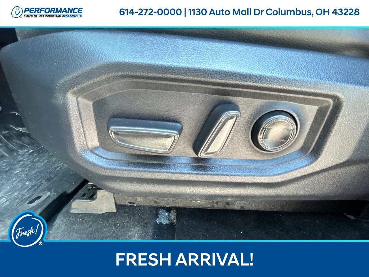 Used 2023 Toyota Tundra Limited AWD/4WD image 19