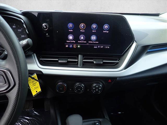 Used 2024 Chevrolet Trax LS w/ LS Convenience Package FWD image 15