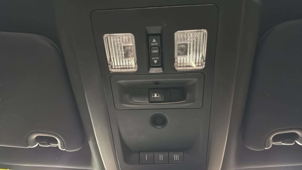 Used 2016 RAM 1500 Limited AWD/4WD image 27