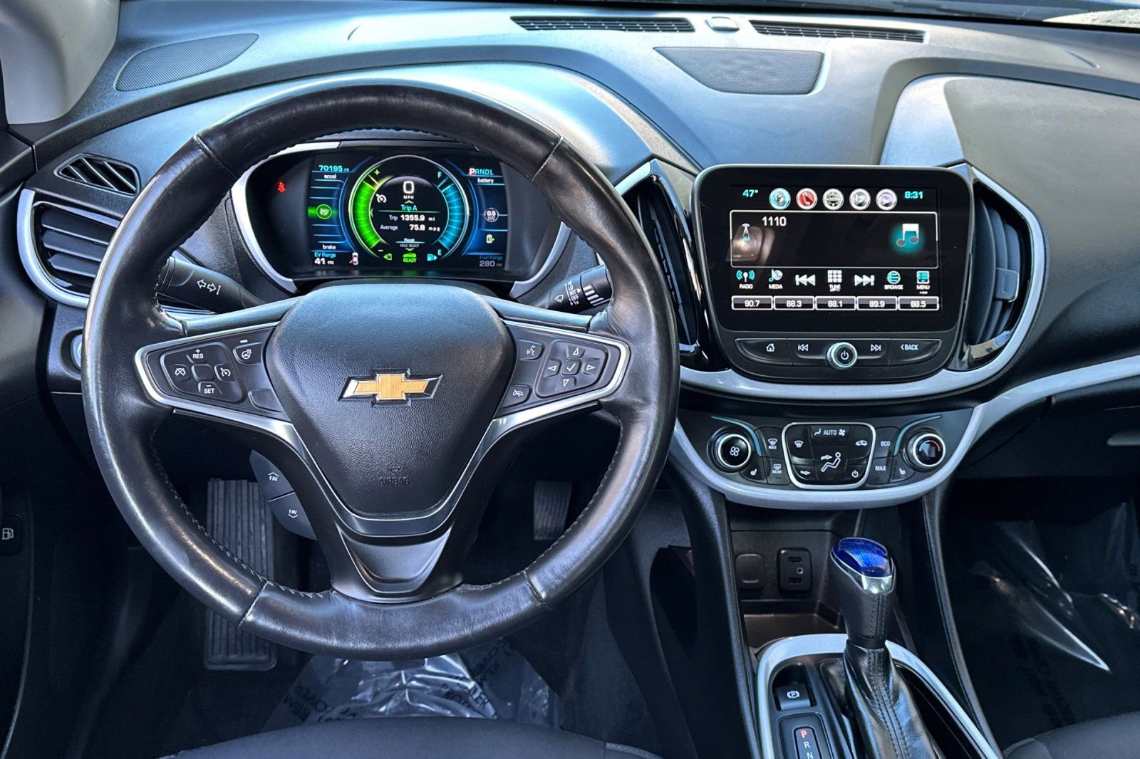 Used 2018 Chevrolet Volt LT w/ Comfort Package image 15