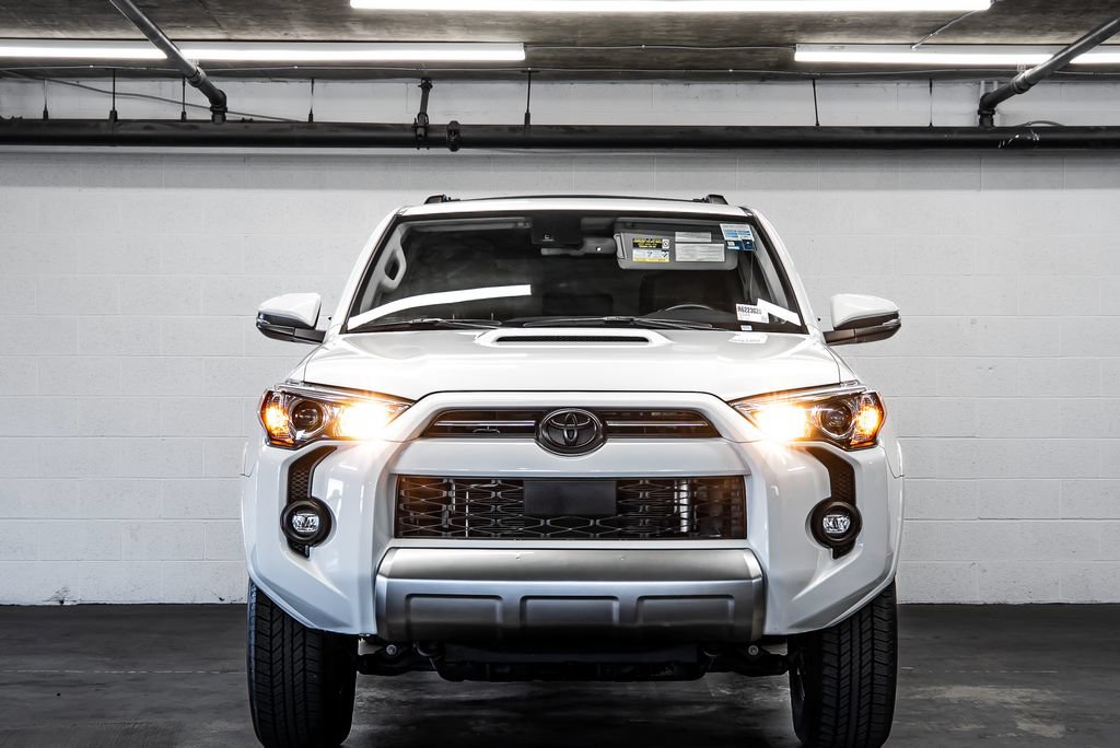 Used 2024 Toyota 4Runner TRD Off-Road Premium w/ Moonroof Package AWD/4WD image 8