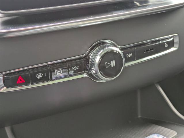New 2026 Volvo XC90 T8 Plus w/ Protection Package AWD/4WD image 10