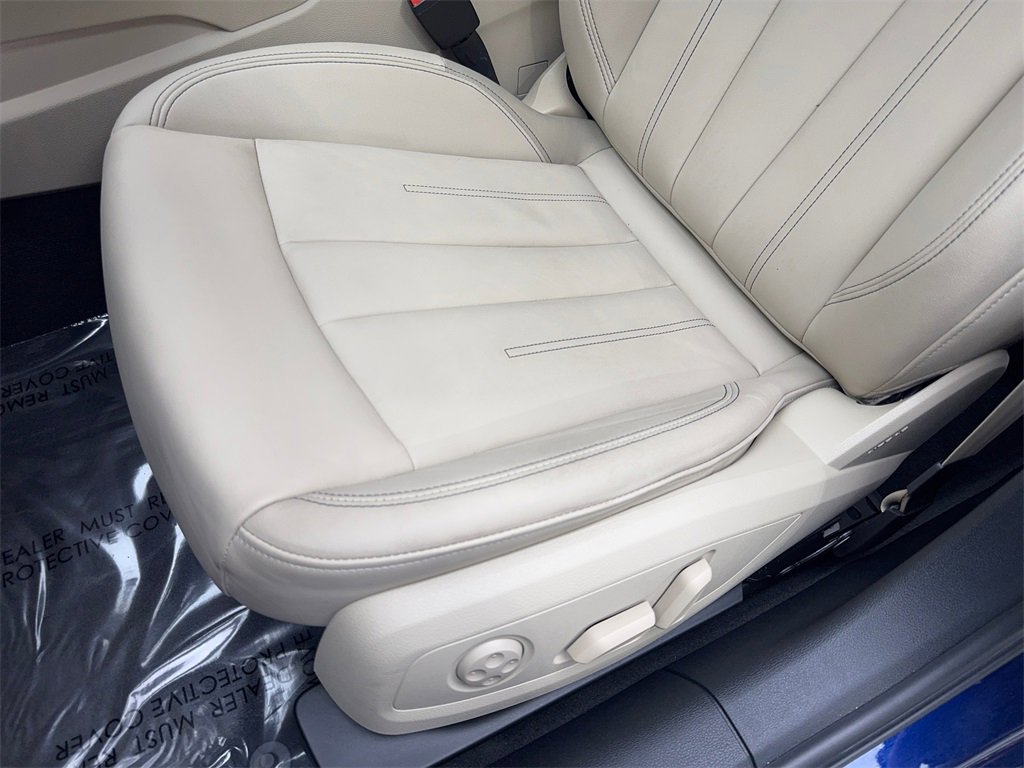 Used 2022 Audi A4 2.0T Premium w/ Convenience Package image 28