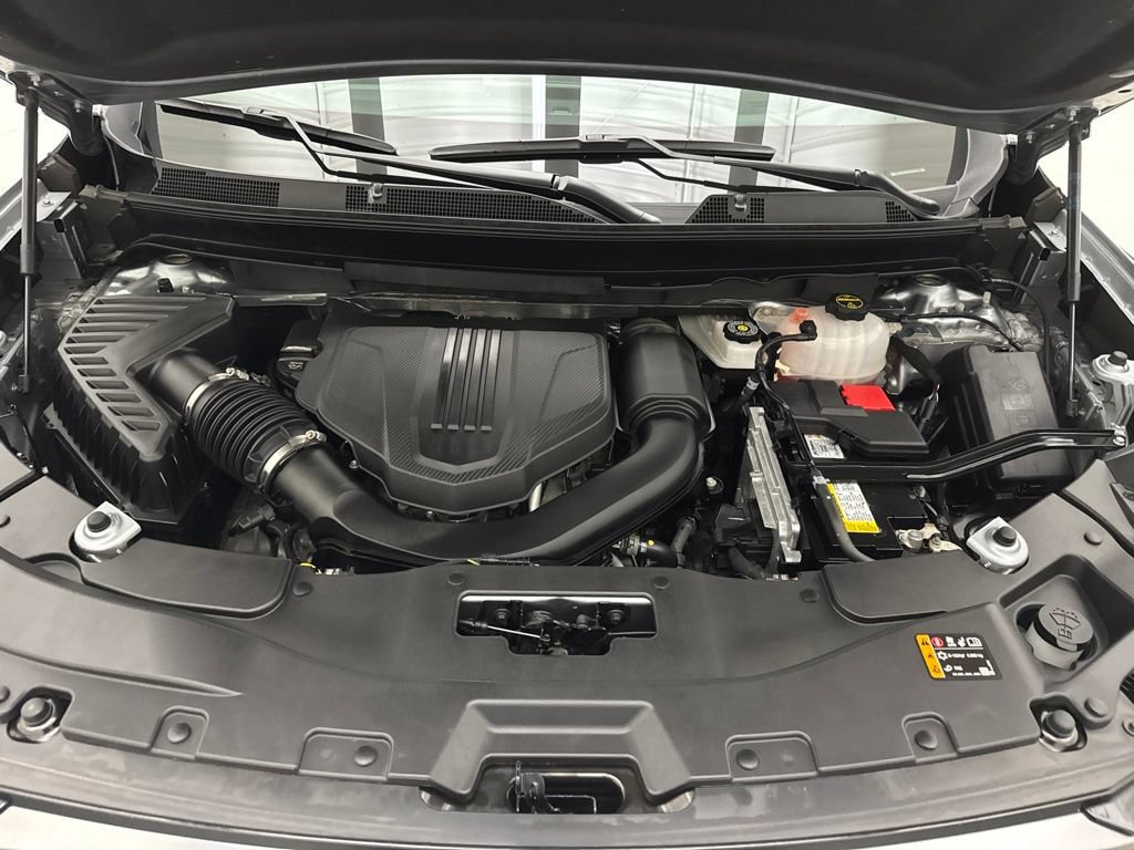Used 2025 GMC Acadia AT4 w/ LPO, Floor Liner Package AWD/4WD image 66