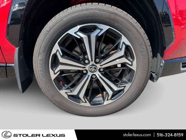 Used 2023 Toyota RAV4 XSE w/ Weather Package AWD/4WD image 9