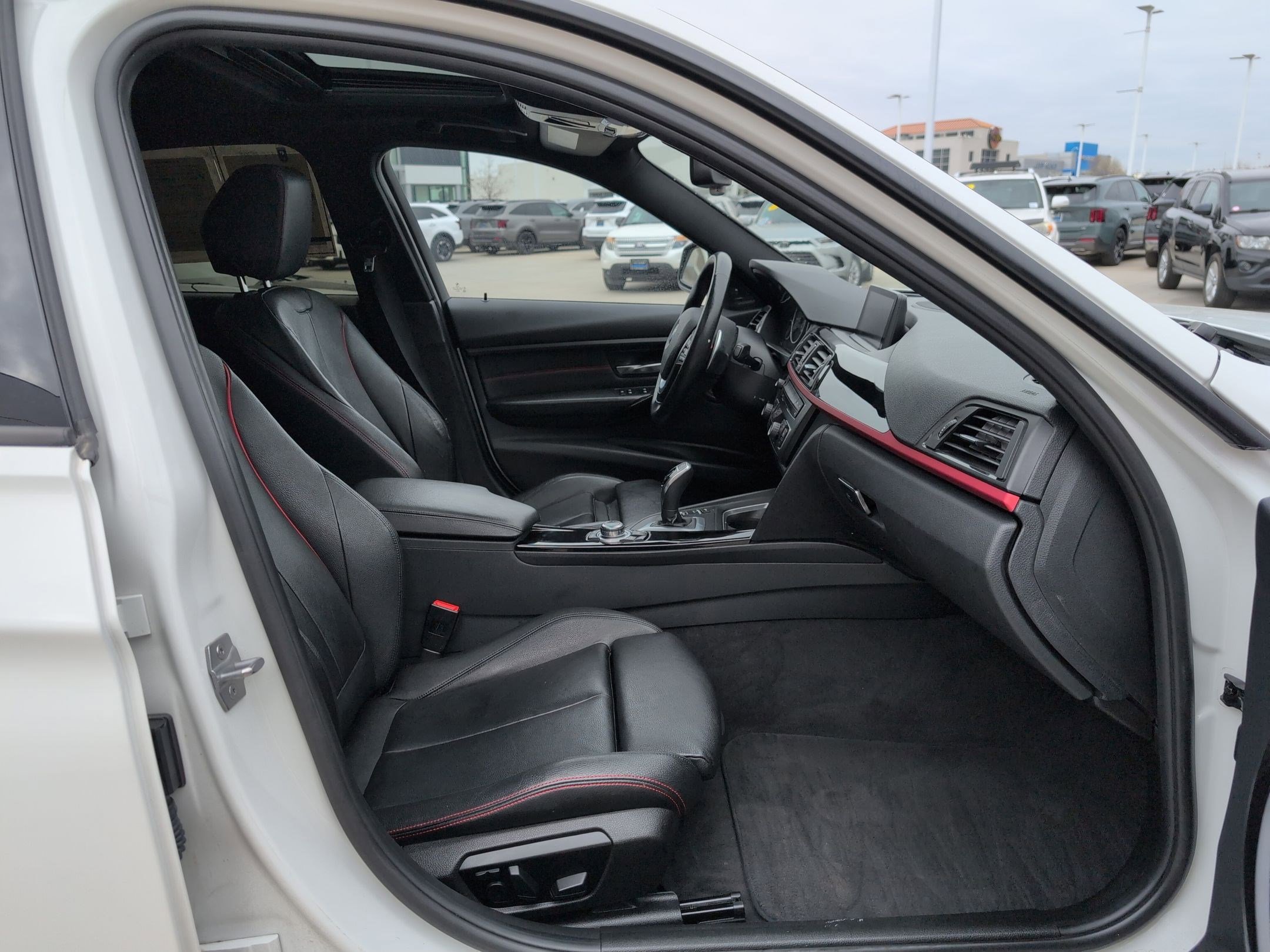Used 2013 BMW 335i xDrive Sedan AWD/4WD image 30