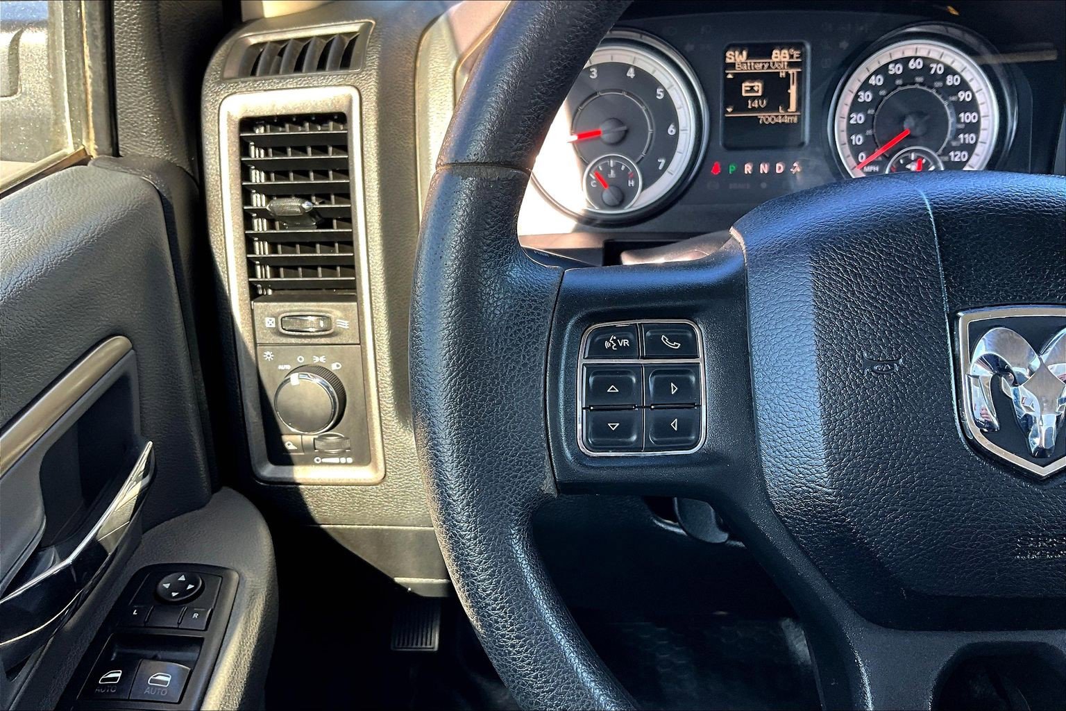 Used 2018 RAM 1500 Tradesman w/ Power & Remote Entry Group image 14