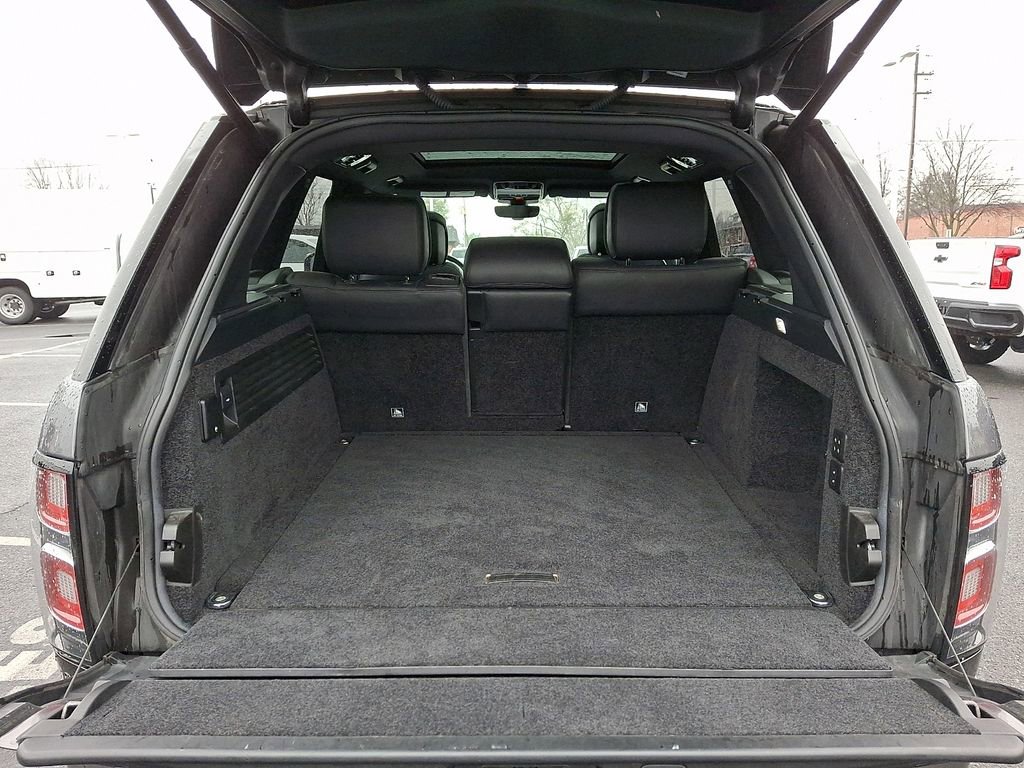 Used 2019 Land Rover Range Rover Supercharged image 32