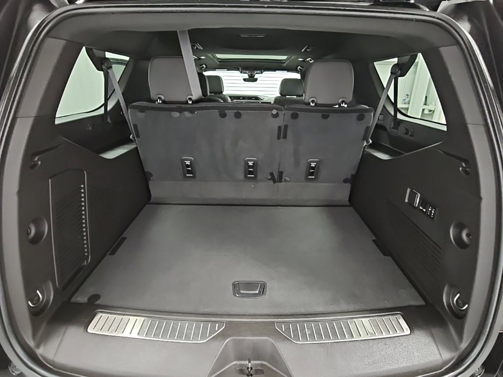 Used 2021 GMC Yukon XL Denali w/ Denali Premium Package image 39