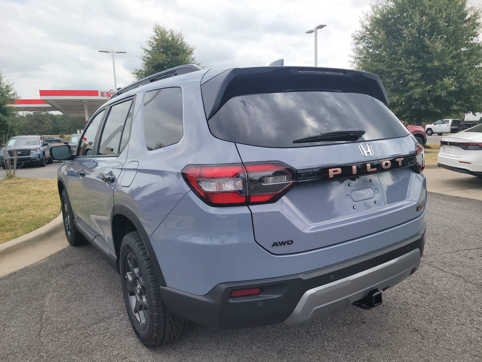 New 2026 Honda Pilot TrailSport image 5