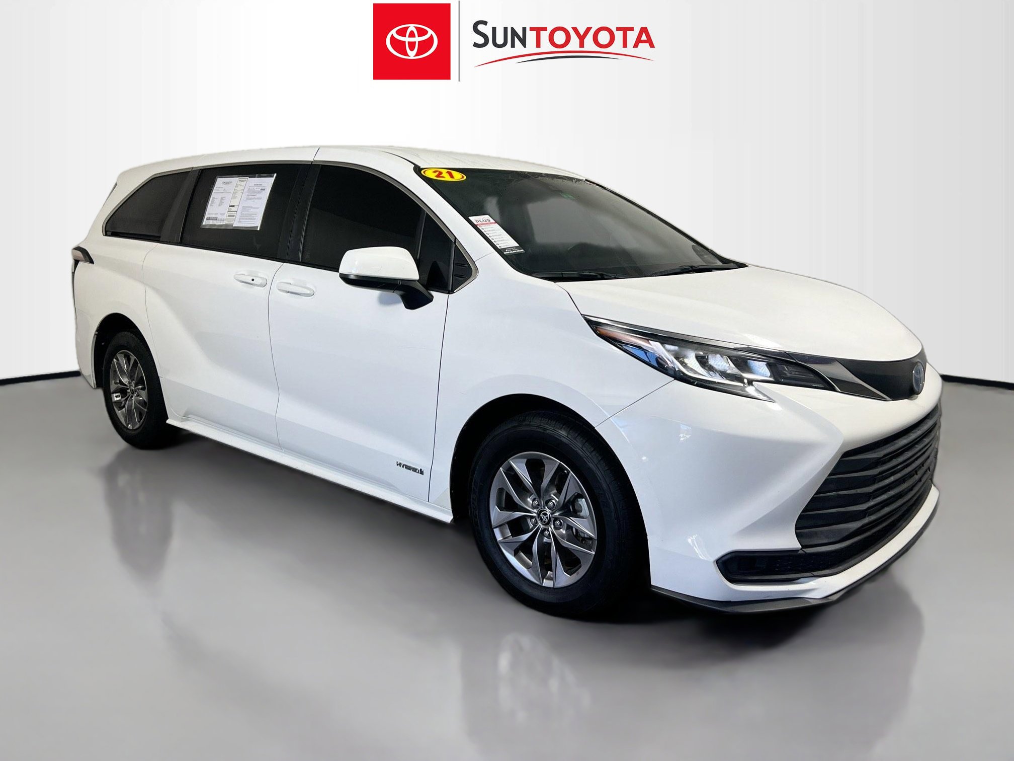 Used 2021 Toyota Sienna LE