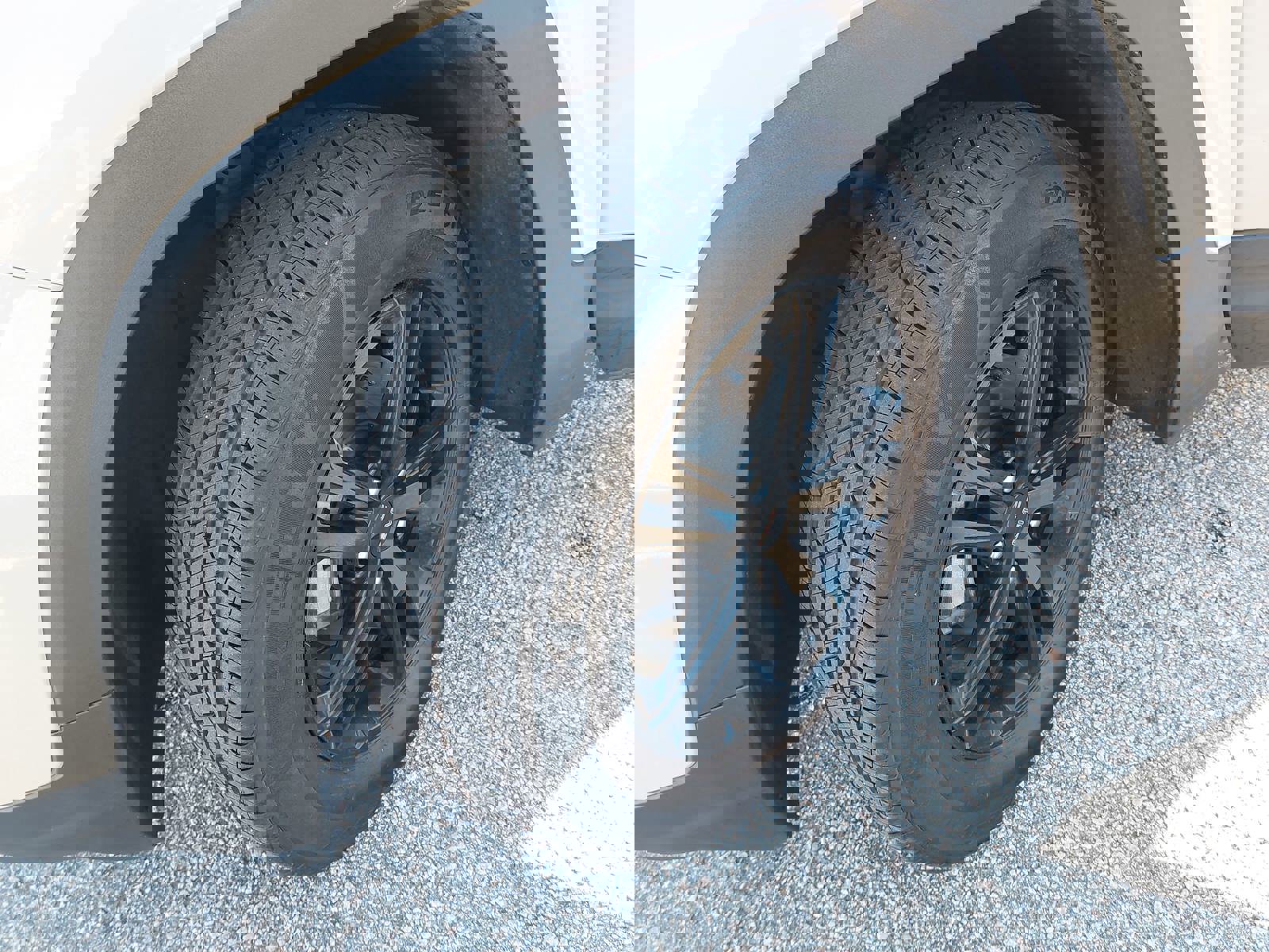 Used 2022 GMC Terrain AT4 image 32