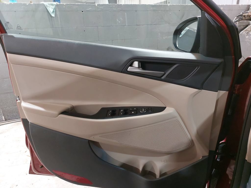 Used 2018 Hyundai Tucson Value FWD image 28