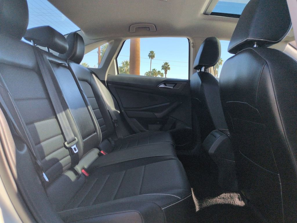 Used 2023 Volkswagen Jetta SE w/ Panoramic Sunroof Package image 20