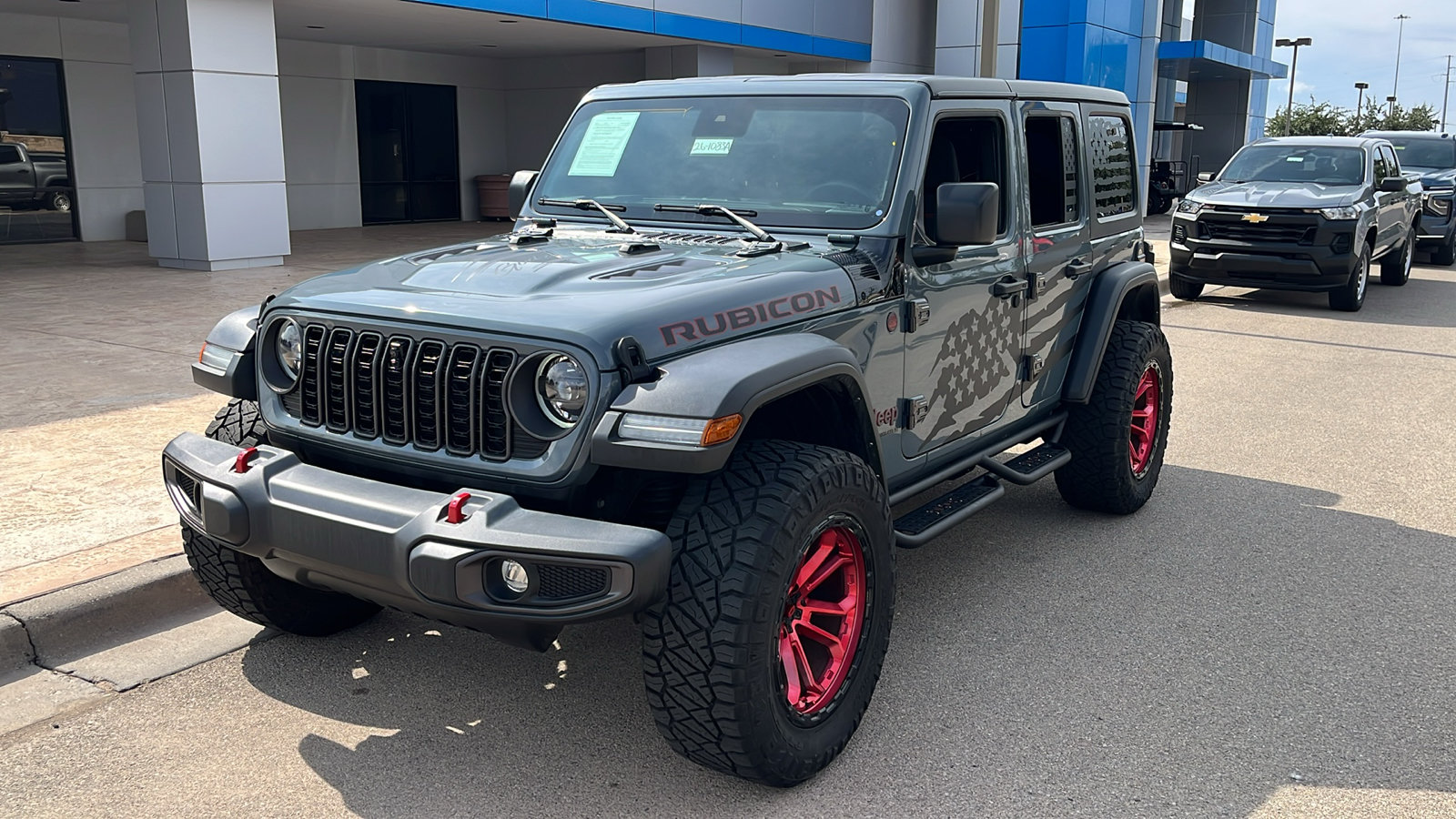 Used 2024 Jeep Wrangler Unlimited Rubicon w/ Technology Group AWD/4WD image 3