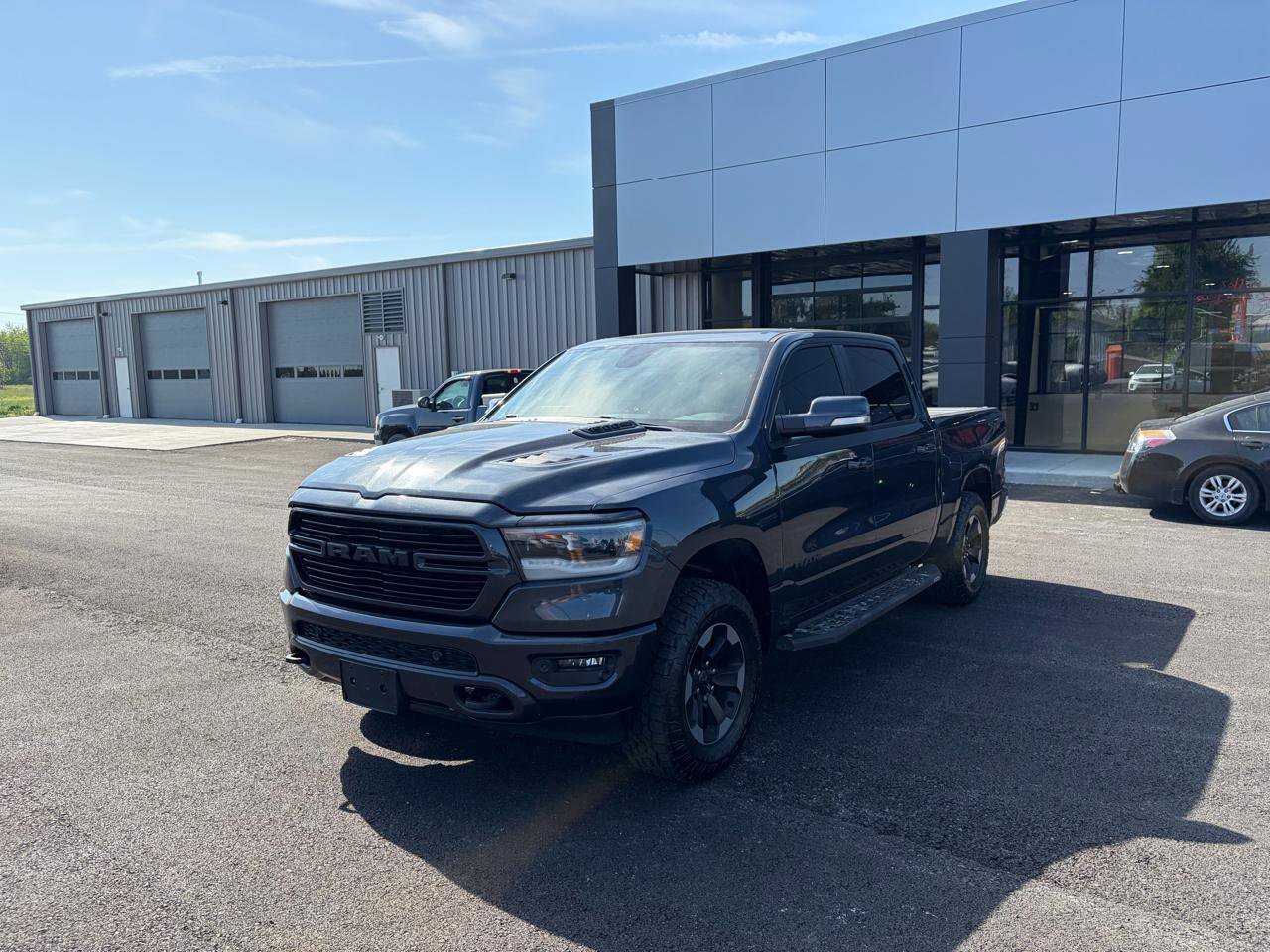 Used 2019 RAM 1500 Sport w/ Level 2 Equipment Group AWD/4WD image 7