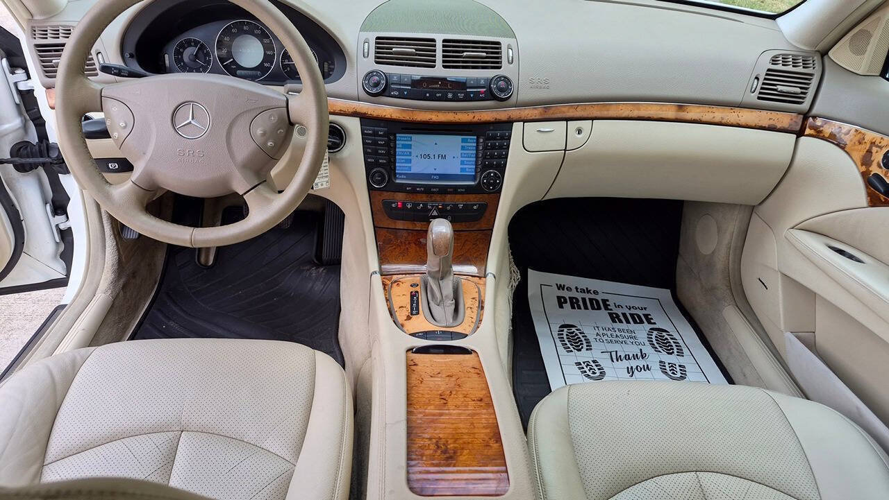 Used 2005 Mercedes-Benz E 500 Sedan image 46