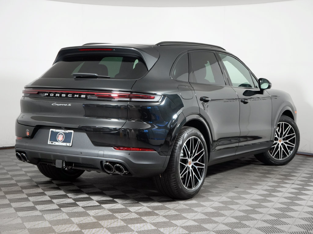 New 2026 Porsche Cayenne S AWD/4WD image 7