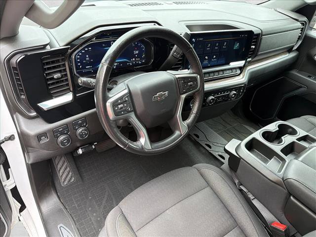 Used 2022 Chevrolet Silverado 1500 RST w/ Protection Package AWD/4WD image 14