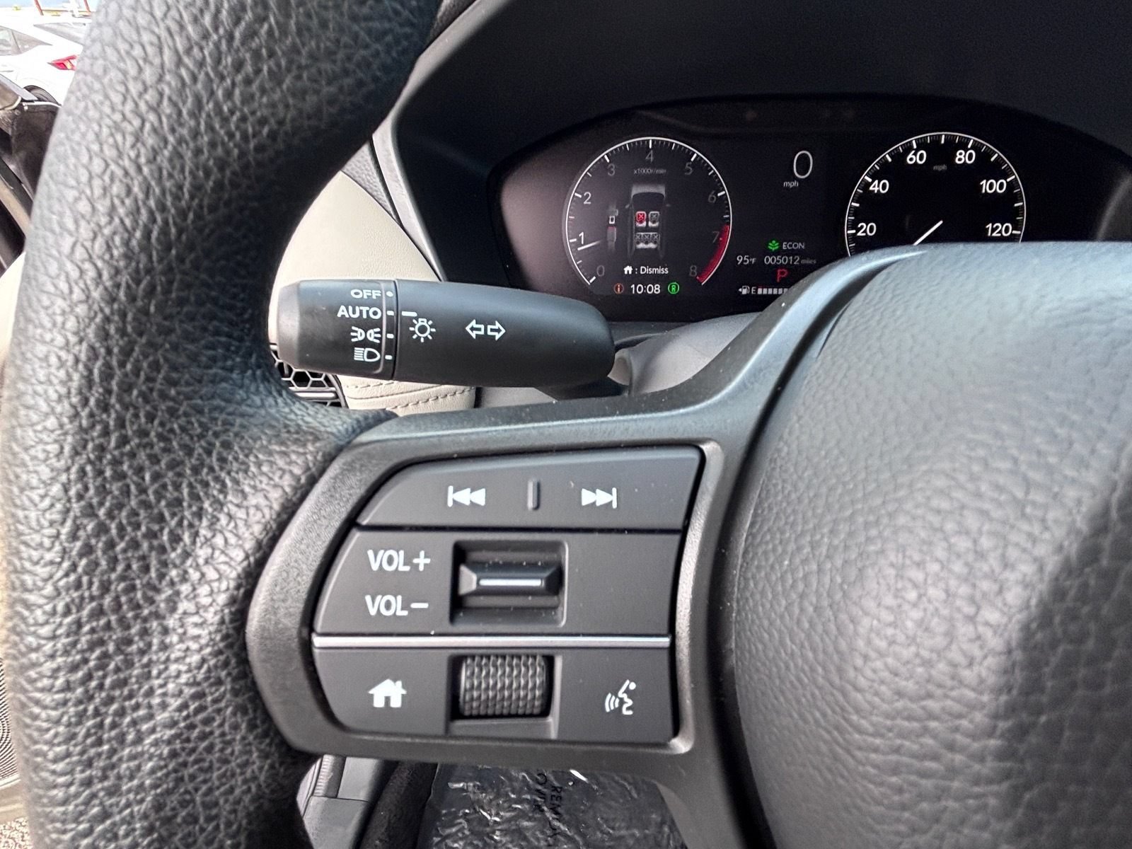 Used 2026 Honda HR-V LX image 22