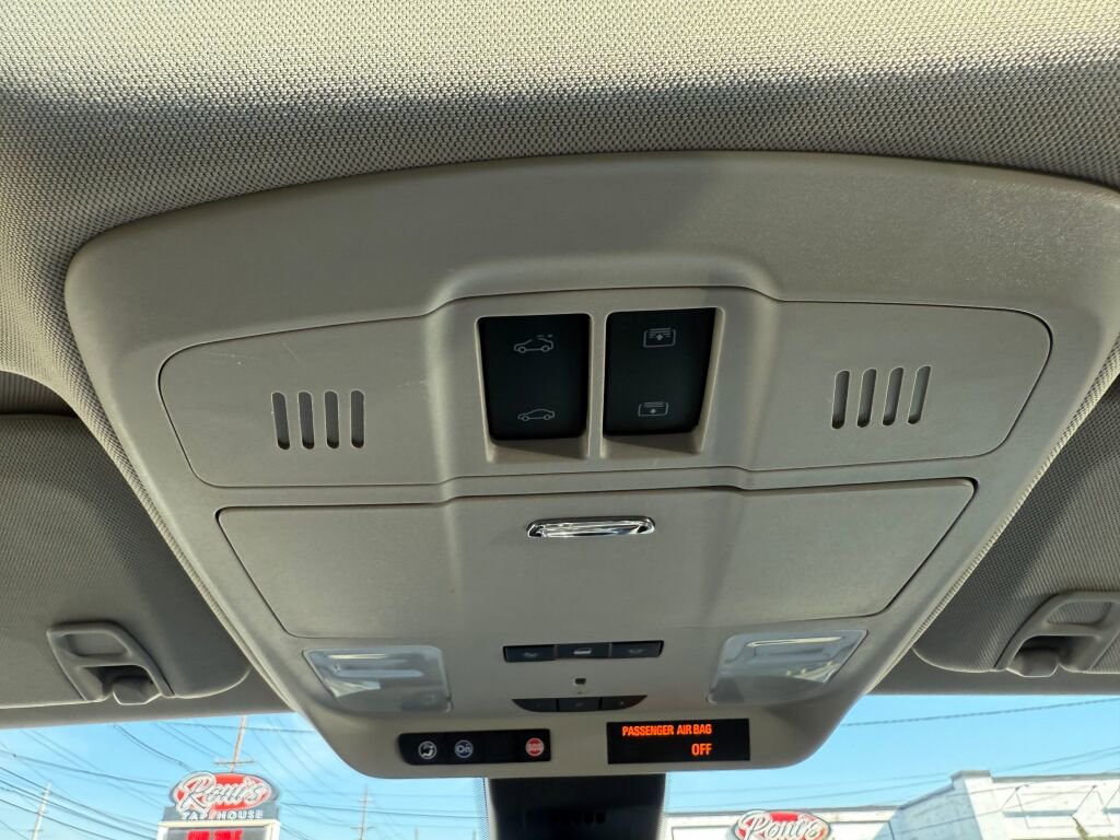 Used 2020 Buick Envision Premium image 24