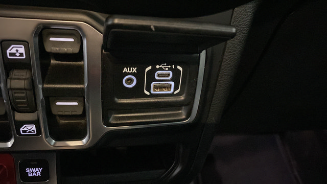 Used 2020 Jeep Wrangler Unlimited Rubicon AWD/4WD image 34