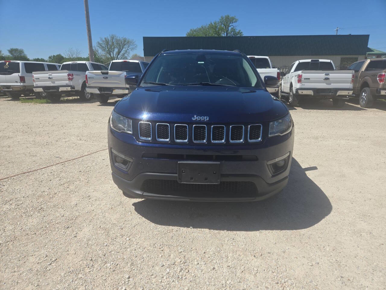 Used 2017 Jeep Compass Latitude w/ Popular Equipment Group AWD/4WD image 11
