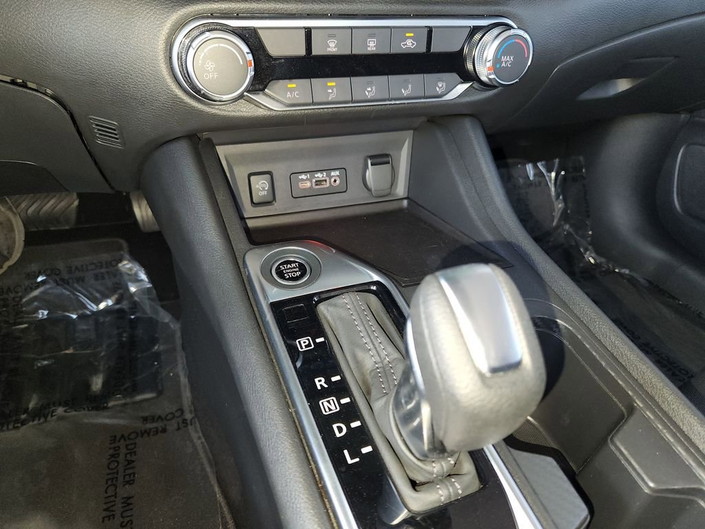 Used 2025 Nissan Sentra SV FWD image 20