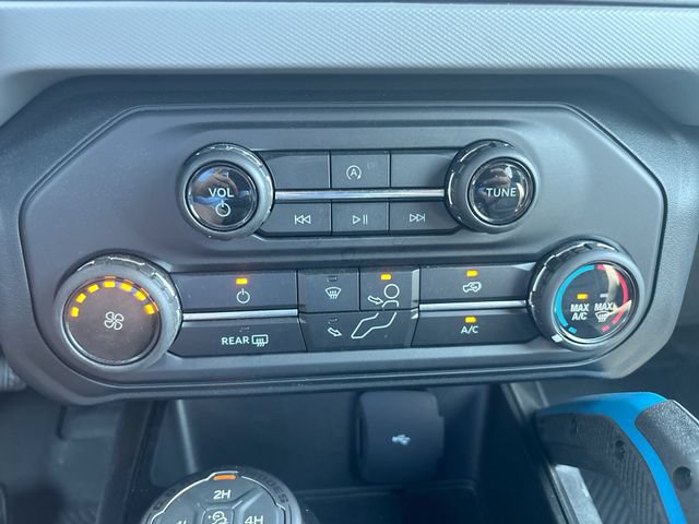 Used 2021 Ford Bronco Black Diamond AWD/4WD image 18