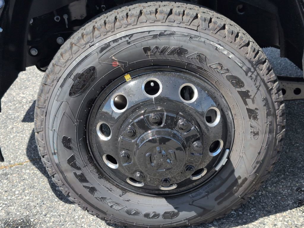 New 2026 RAM 3500 Big Horn image 9