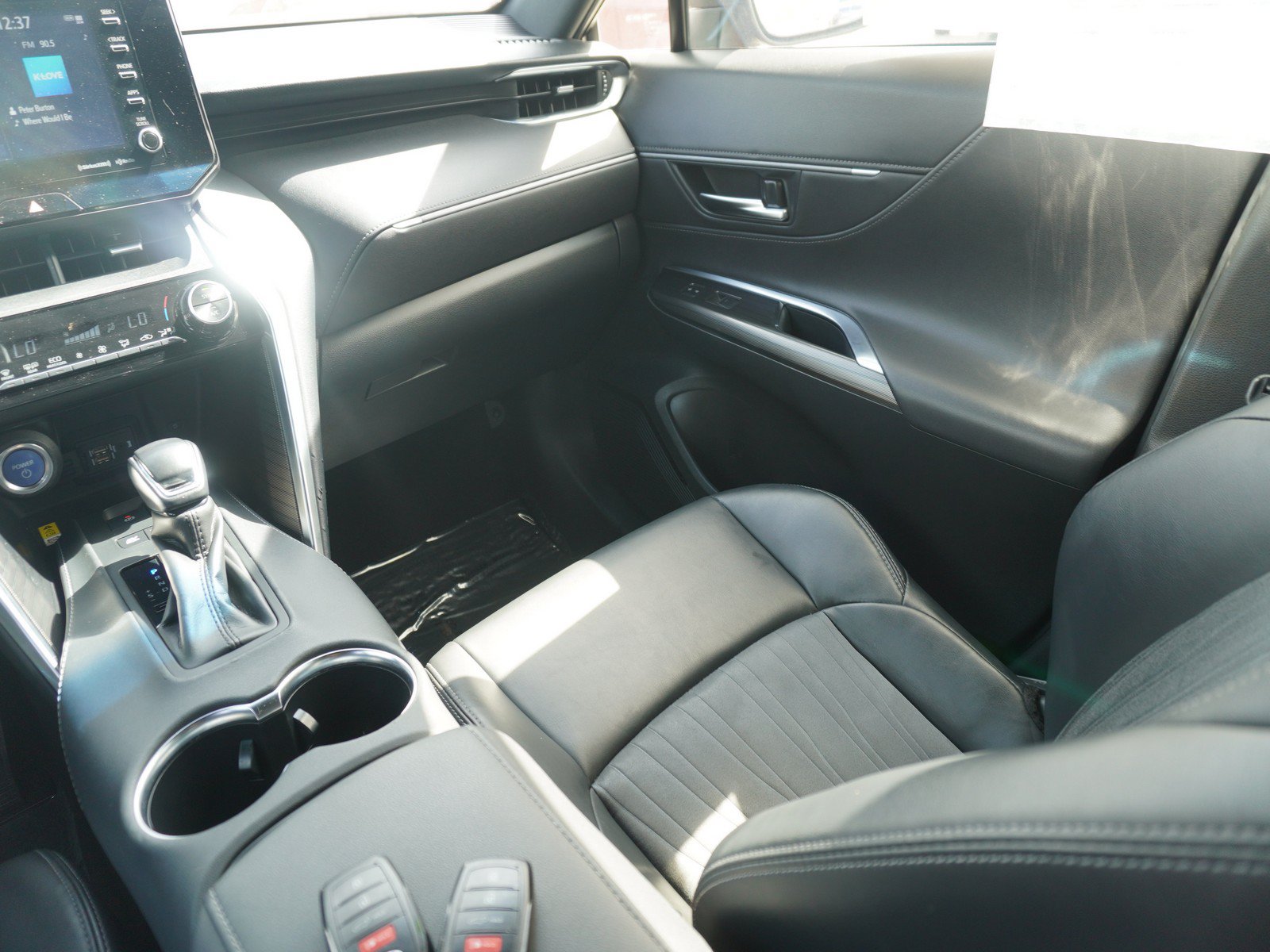 Used 2021 Toyota Venza XLE AWD/4WD image 16