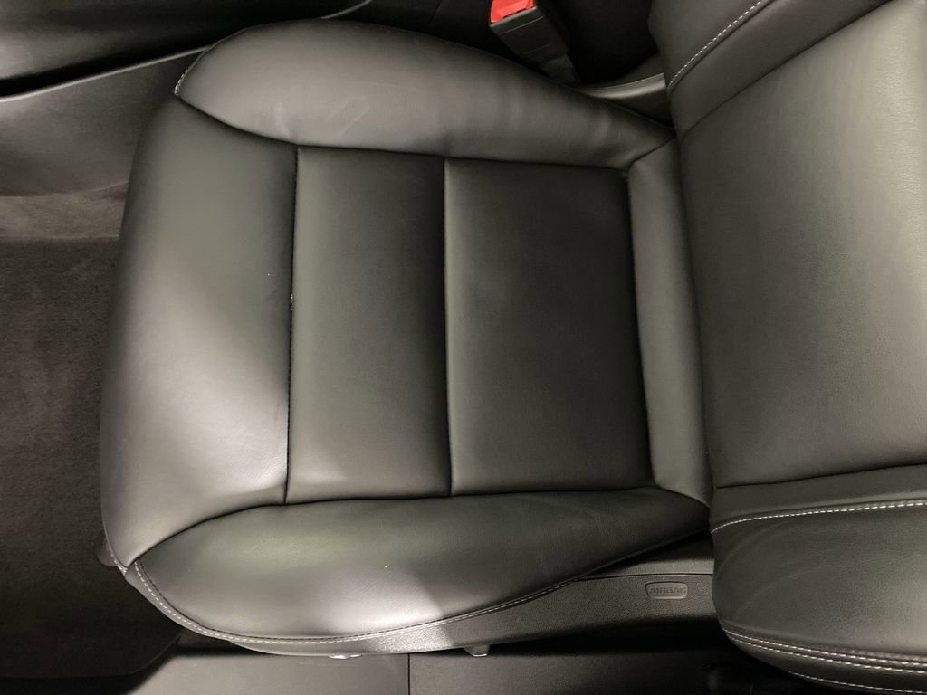 Used 2025 Cadillac XT4 Premium Luxury w/ Cold Weather Package image 23