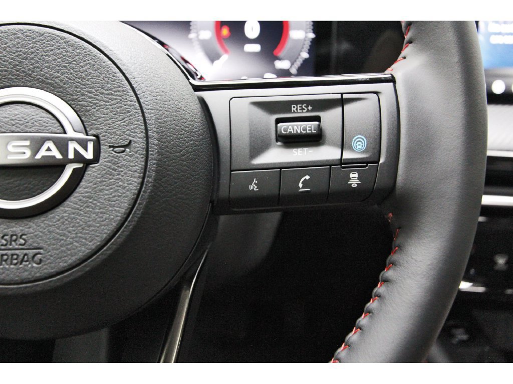 New 2026 Nissan Kicks SR w/ Cold Weather Package FWD image 16