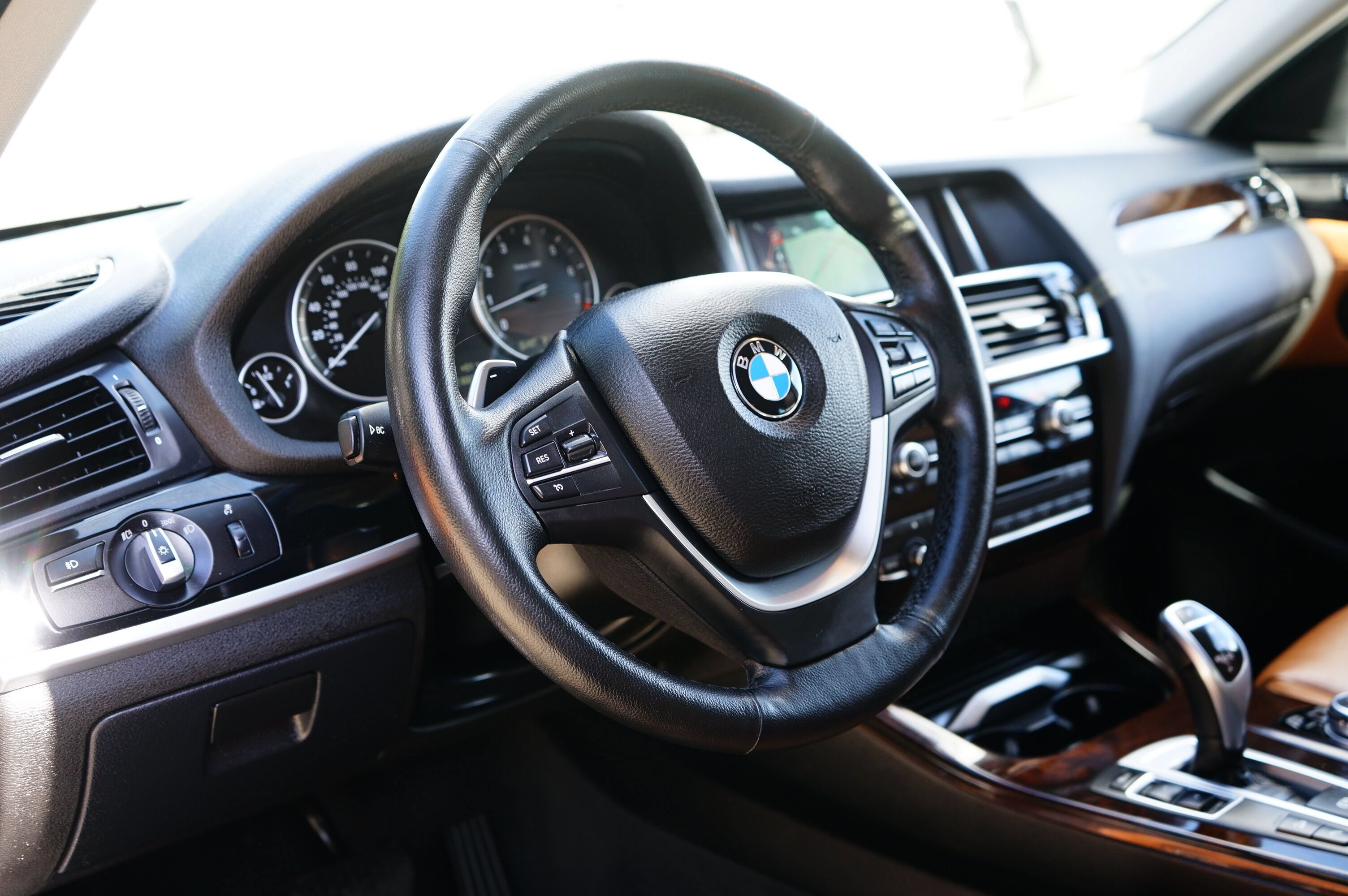Used 2015 BMW X4 xDrive28i AWD/4WD image 13