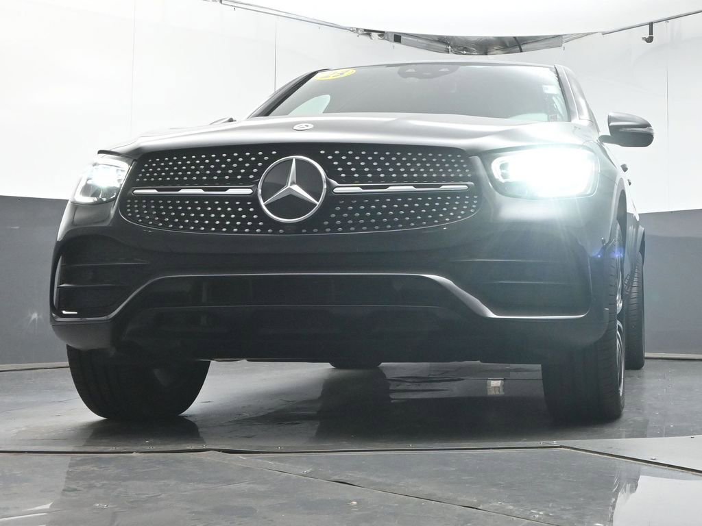 Used 2023 Mercedes-Benz GLC 300 4MATIC Coupe image 33