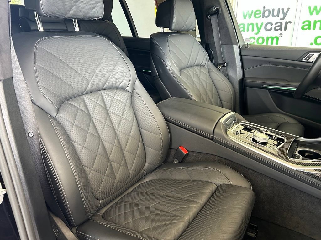 Used 2026 BMW X7 M60i AWD/4WD image 23