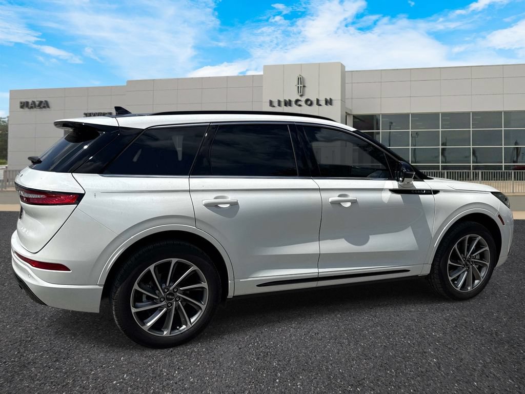 Certified 2025 Lincoln Corsair Grand Touring w/ Equipment Group 302A AWD/4WD image 3