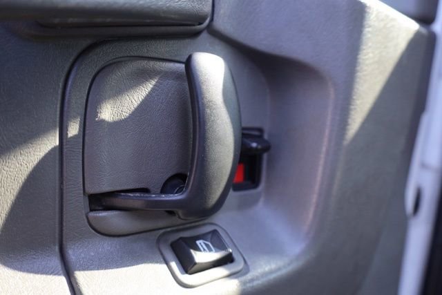 Used 2014 Chevrolet Express 2500 w/ Cold Climate Package image 19