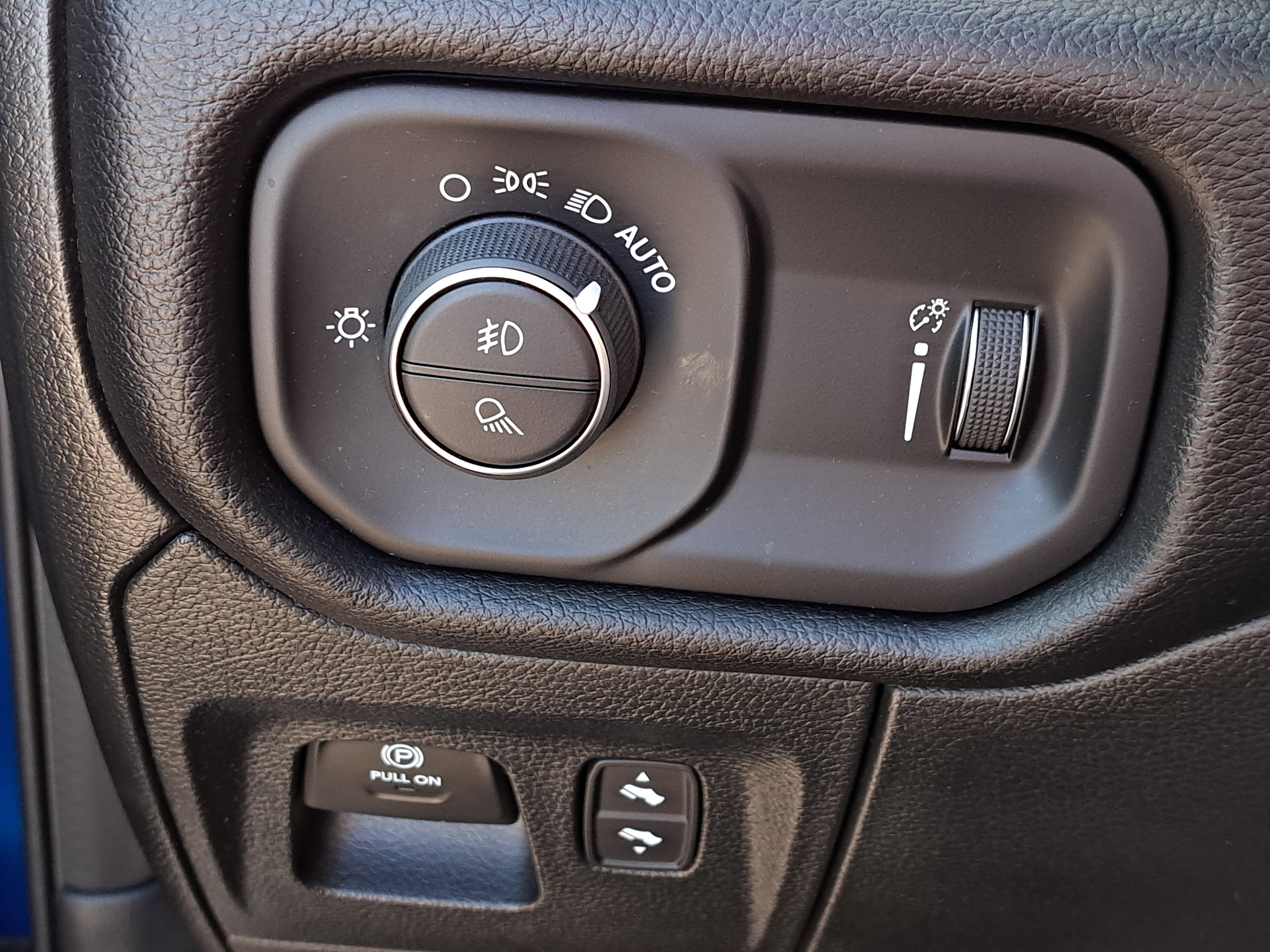 Used 2023 RAM 1500 Big Horn image 29